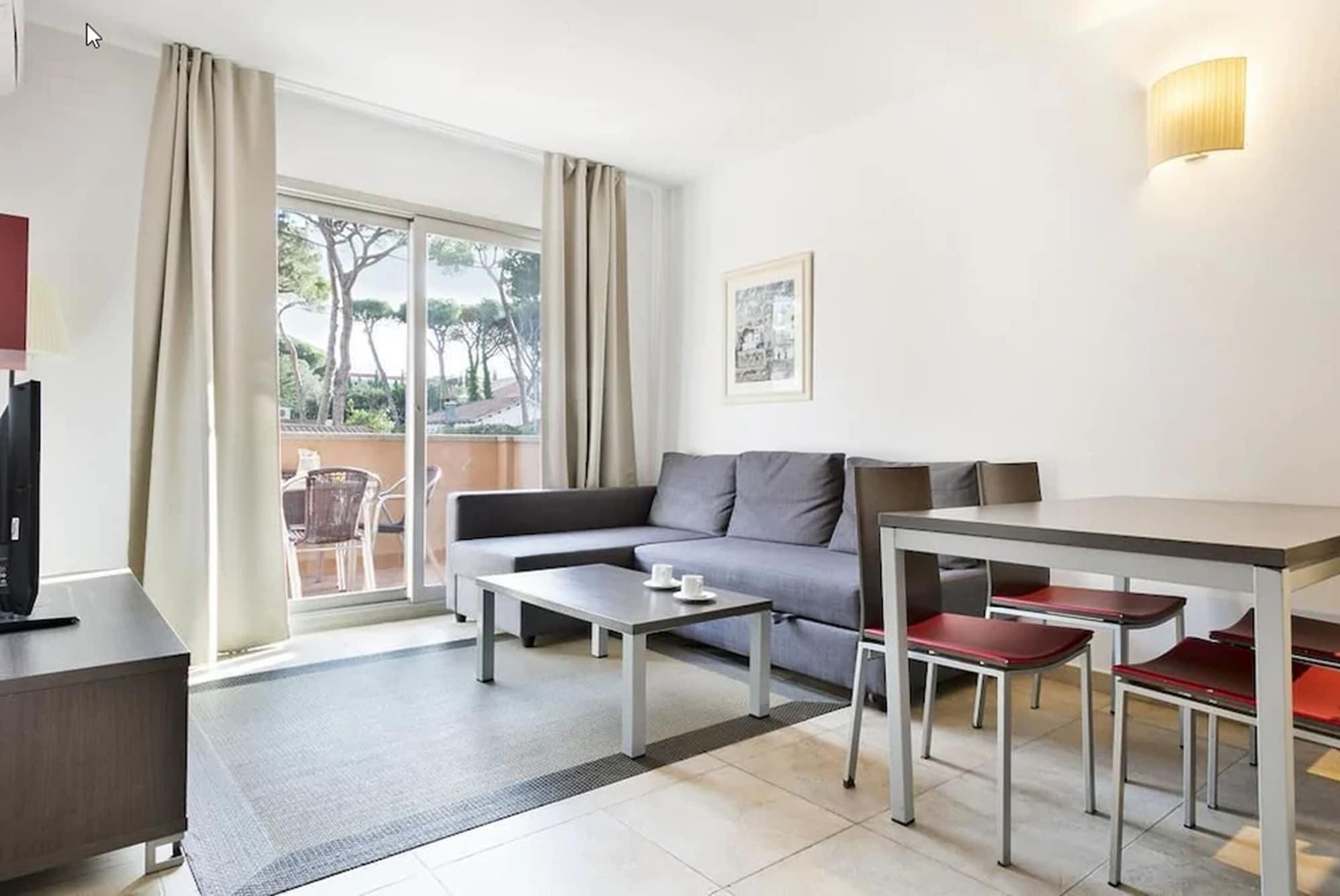 Aparthotel Bardon Castelldefels Extérieur photo