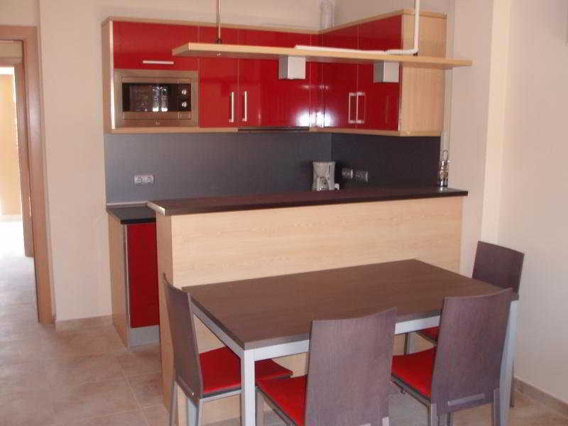 Aparthotel Bardon Castelldefels Extérieur photo