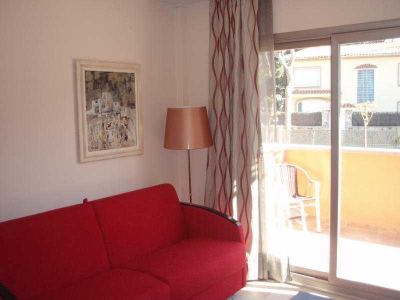 Aparthotel Bardon Castelldefels Extérieur photo